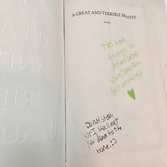 A Great and Terrible Beauty (The Gemma Doyle Trilogy) Book by Libba Bray - Picture 6 of 7